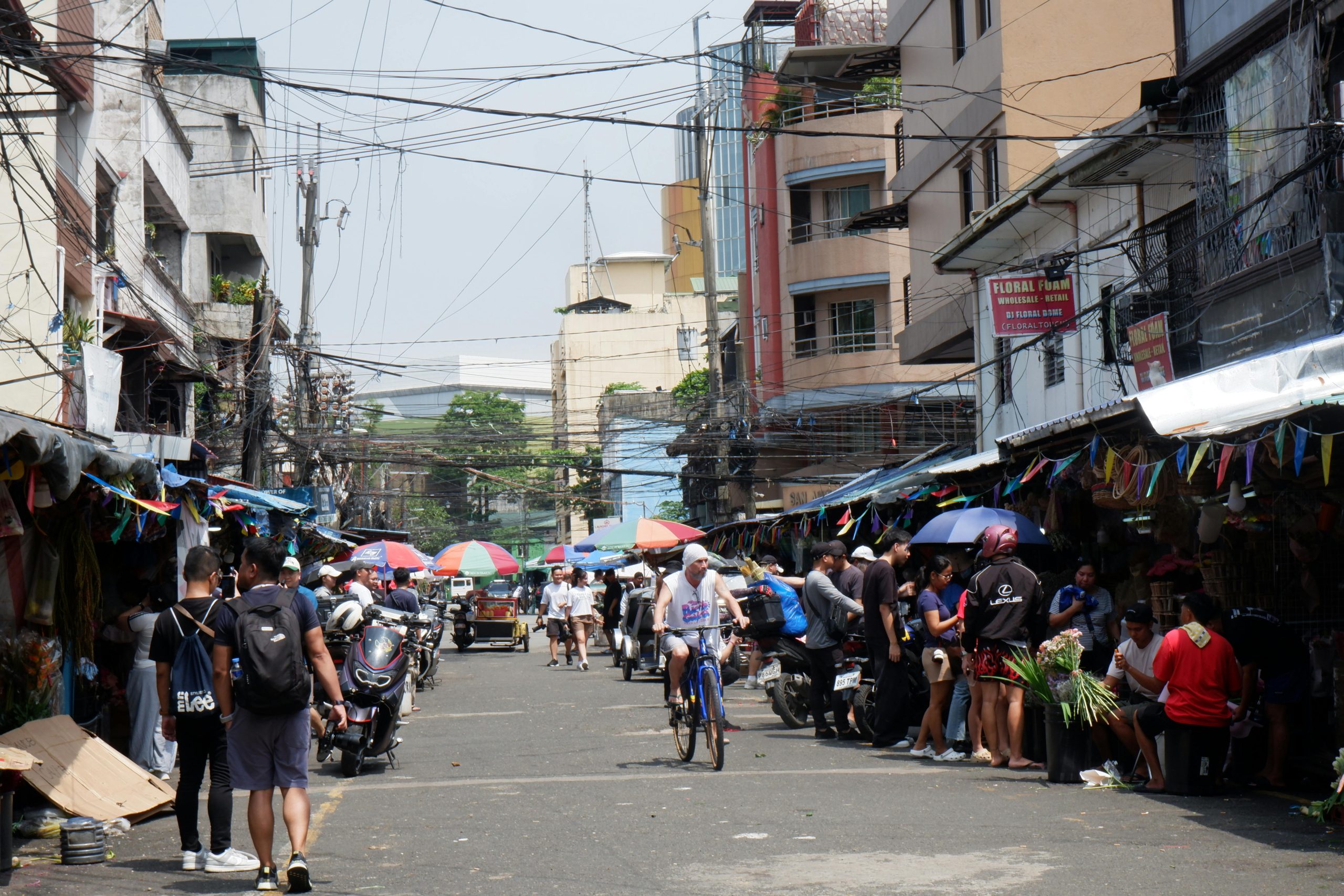 Shopping Tour in Sri Lanka